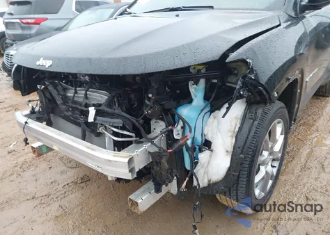 2024 Jeep Compass Latitude Lux Fwd z USA, uszkodzony, nr VIN 3C4NJDFN3RT125667